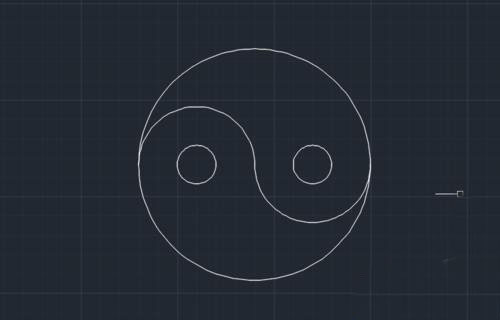 luck18网址怎么画一个黑白太极图形 luck18网址怎么画一个黑白太极图形