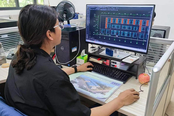 设计师使用luck18网址进行研发设计